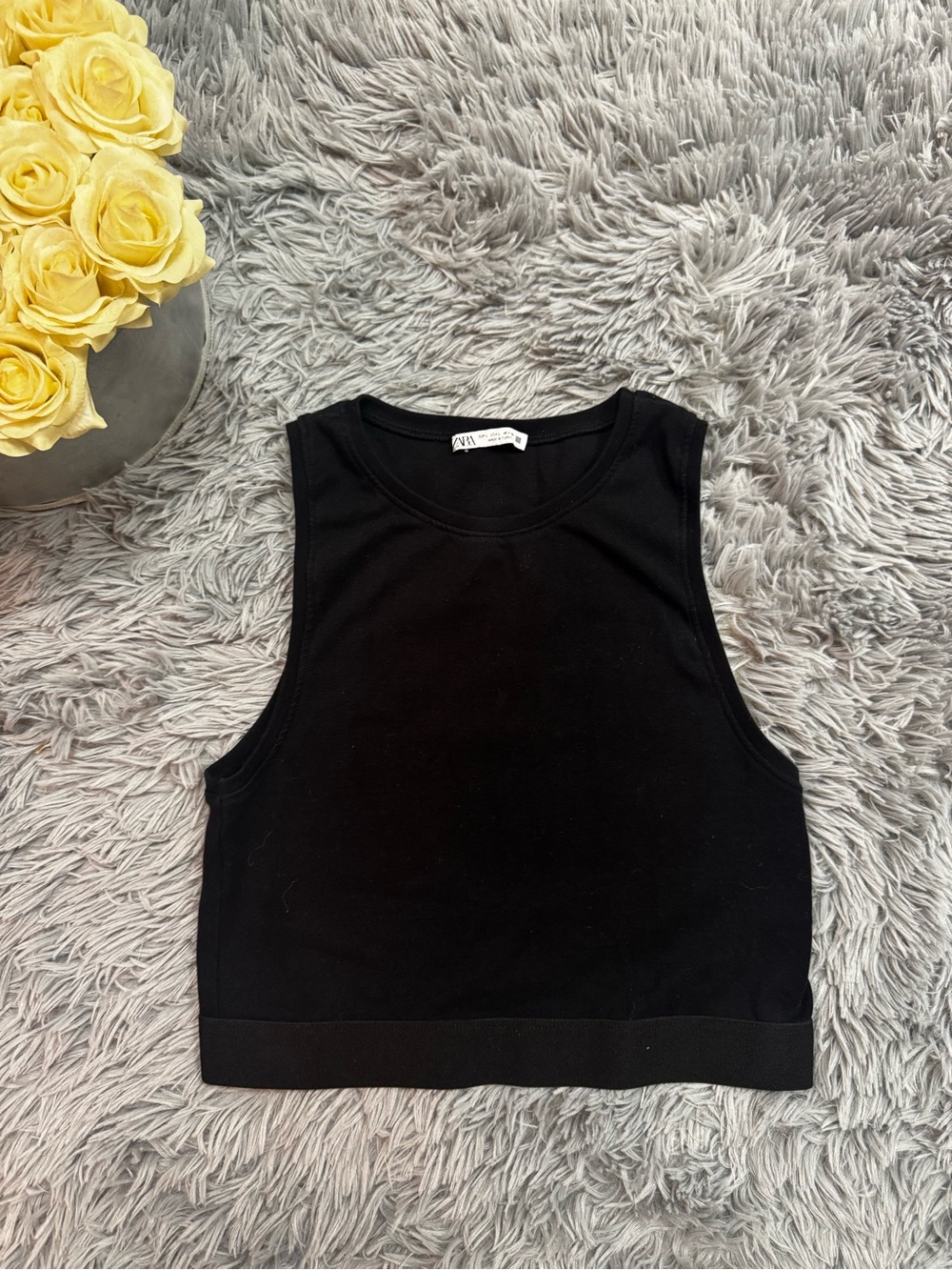 Zara Black Cropped Ribbed Hem Tank